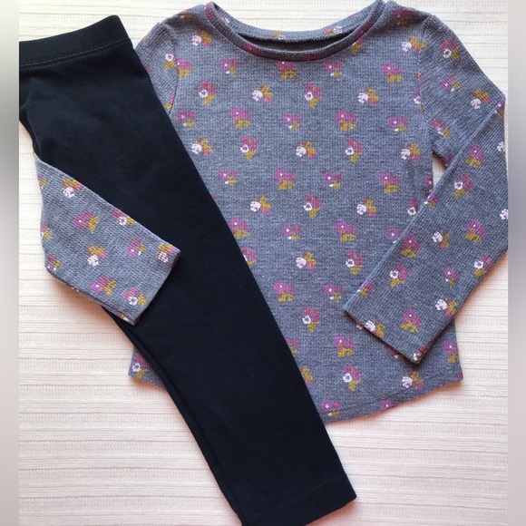 Old Navy Toddler Girl Outfit Size 2T - Picture 9 of 10